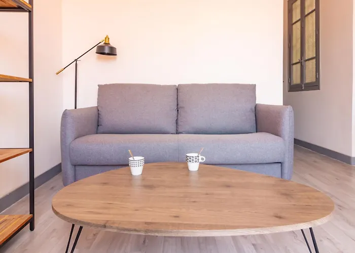 Moderne Et élégant Michel Torrent 2 *